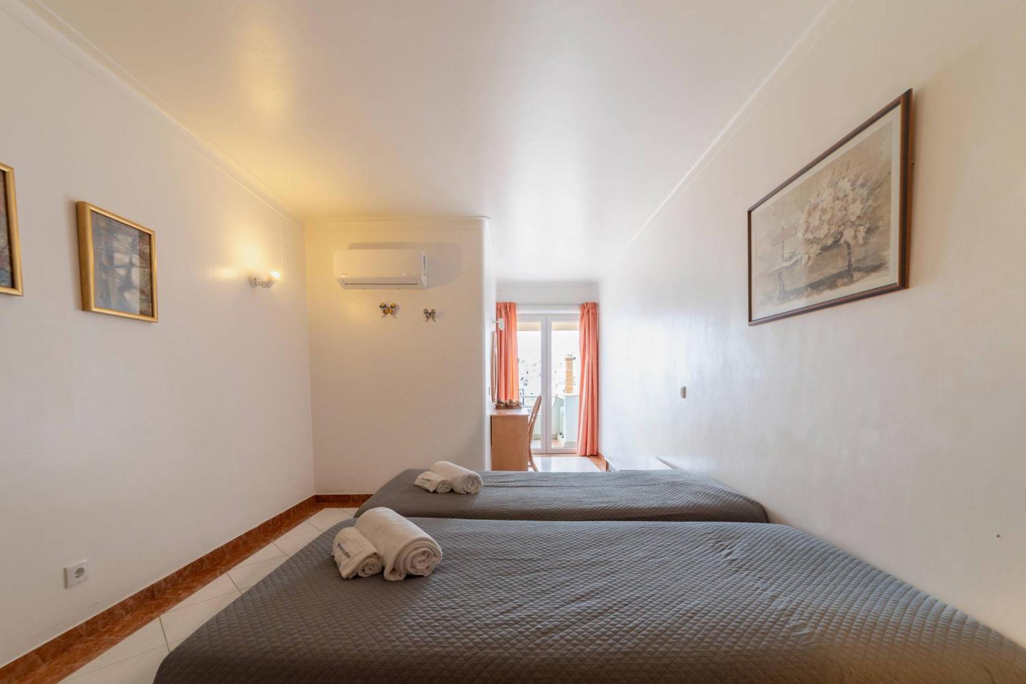 Colibri By Hellovacations Apartment Albufeira Exterior foto
